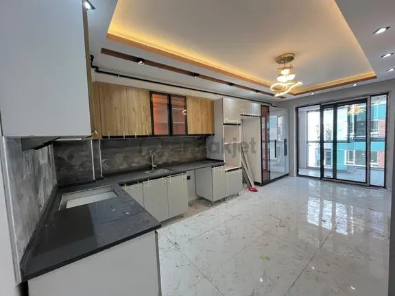 Öztel'den Çamlıca Mahallesinde Lüx Giyinme Odalı 3+1 Sıfır Daire 1