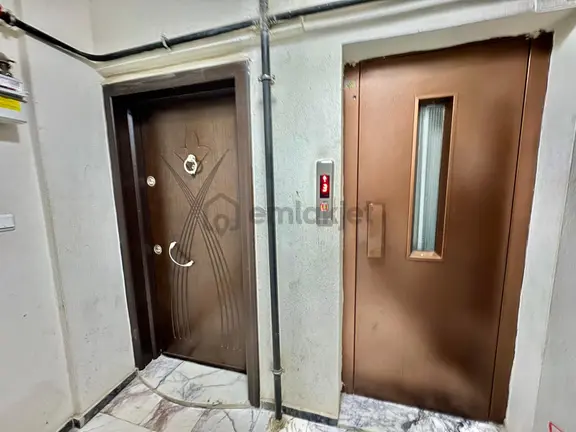 Muradiye Mahallesi 🏡 ✅3+1 135m2 5 Katlının 4 Katı ❇️fuul Özelikli Petek Kombili 2