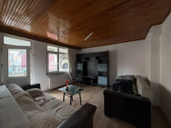 Kıraç Şehitler Mah'de 2+1 85 M² Satılık Eşyalı Çatı Katı Daire ! 1