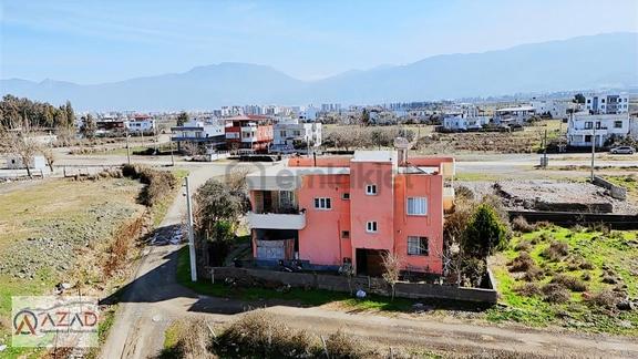 Azad-akyar (578m2) İçerisinde Satılık 2 Katlı Müstakil Ev 1