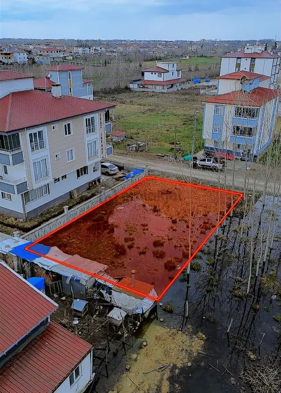 Görgülü Emlaktan Acil Satılık Arsa 323 M² 2