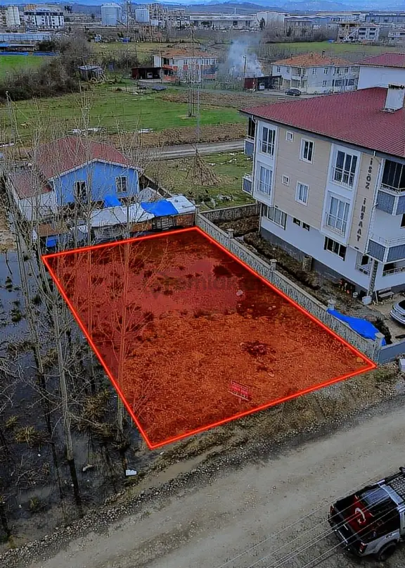 Görgülü Emlaktan Acil Satılık Arsa 323 M² 1