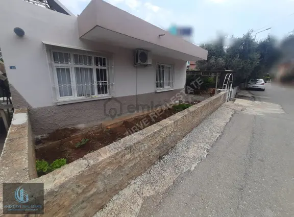 Soli Center Avm'ye Yakın 510 M² Arsa İçinde 3+1 Bahçeli Müstakil 1