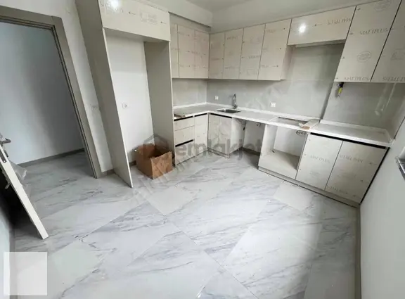 Satılık 2+1 Geniş Daire 2