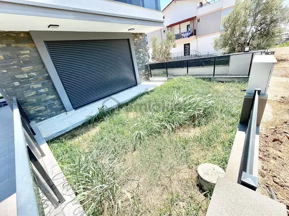 Yükselden Gürede Şahane Manzara Kusursuz İşçilik 3+1 Lüks Villa 2