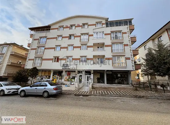 Etimesgut İstasyon Mah Kot 1 De 2+1 Satılık Geniş Daire 1