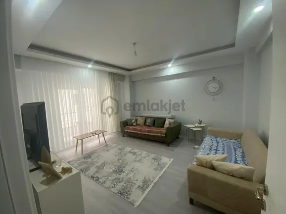 Ofis Rızvan Ağa Caddesinde Acil Sıfır Yapı Satılık 2+1 Daire 1
