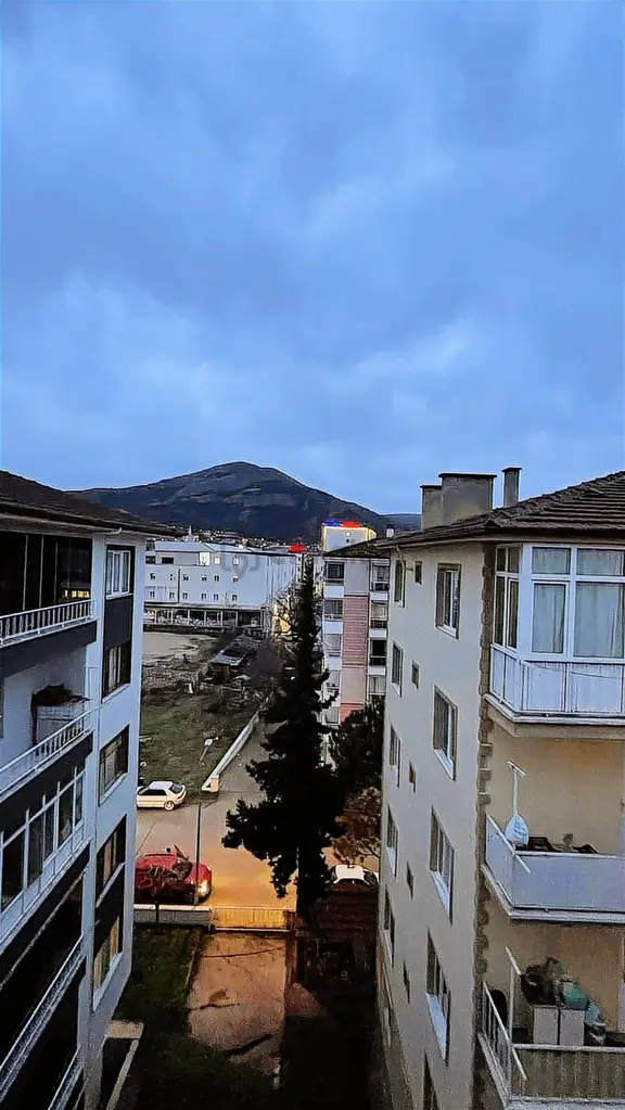 Amasya Ellibeşevler De Kiralık Asansörlü 2+1 Daire 1