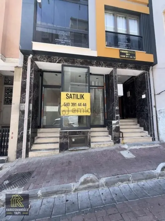 Karaosmanoğlu'ndan Demirkapı Caddesine Köşe 200 M2 Depolu Mağaza 1
