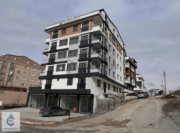 Çayırova Emek Mah. Ragıp Demirkol Cad. Üzeri Satılık 4+1 Dubleks 1