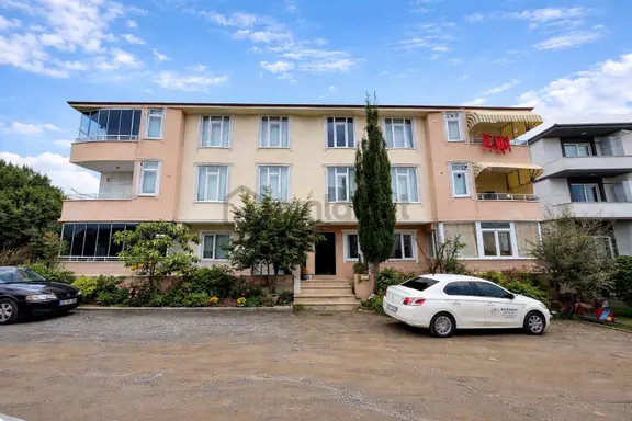 Karasuda Ulaşımı Kolay, Değer Kazanan Bölgede 2+1 Satılık Daire 1