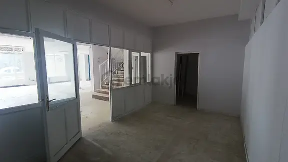 Hanay Emlak'tan Estim Toptancılar Sitesinde Kiralık İşyeri 2