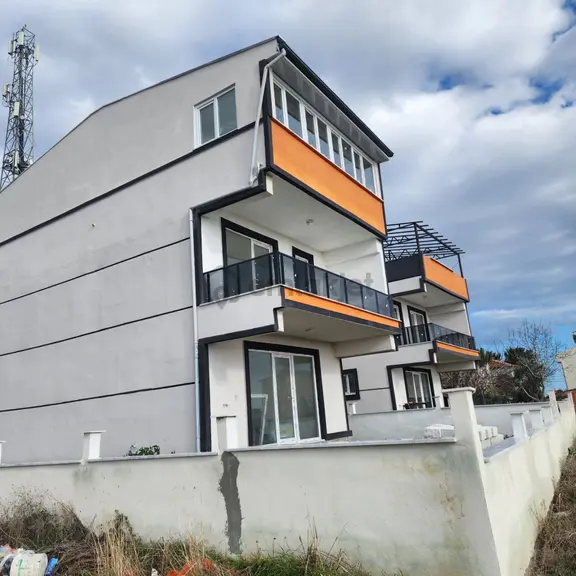 Şarköy De Işık Emlaktan Kızılcaterzi Mah De 6+1 180 M2 Tırıbleks 2