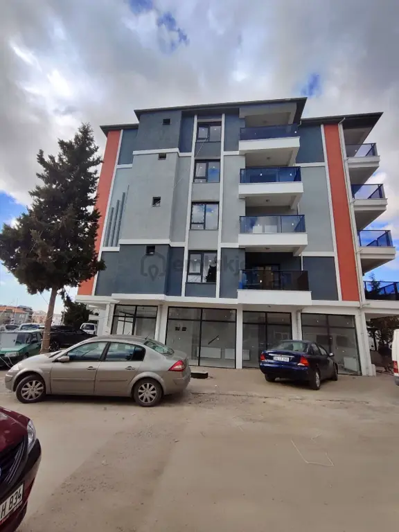 Mega Müjdenin Yanıda Satılık Dükkan 2