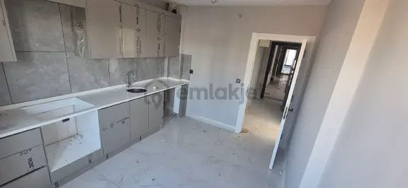 Habiplerde Satılık Ebeveyn Banyolu 3+1 2
