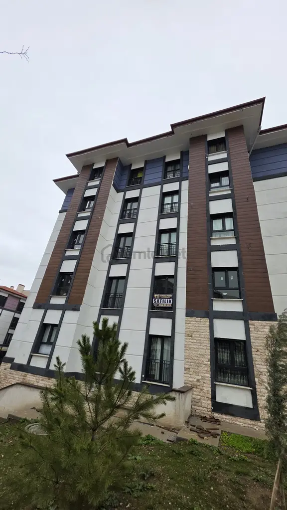 🏡akgedik Mahallesi 🏡site İçi ✅3+1 125m2 6 Katlının 1 Katı ❇️kapalı Mutfak Petek Kombili 1