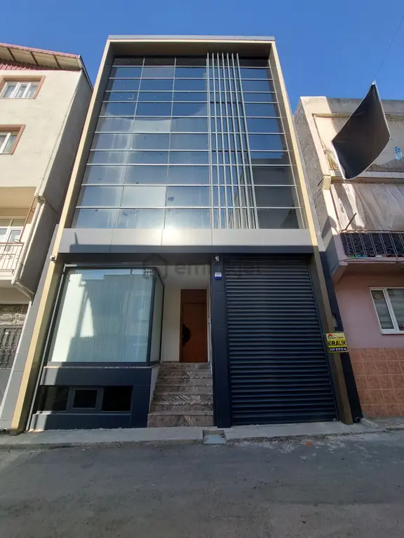 Yıldırım Vişne Ticaret.bölgesinde Süper Donanımlı Satılık 650m2 Komple Bina 2