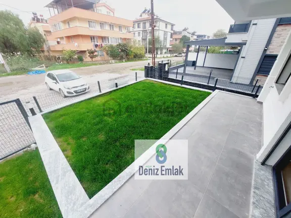 Denizden Akçayda Öncephe Kendine Ait Bahçe Kullanımlı Satılık 1+1 Lüks Daire. 2