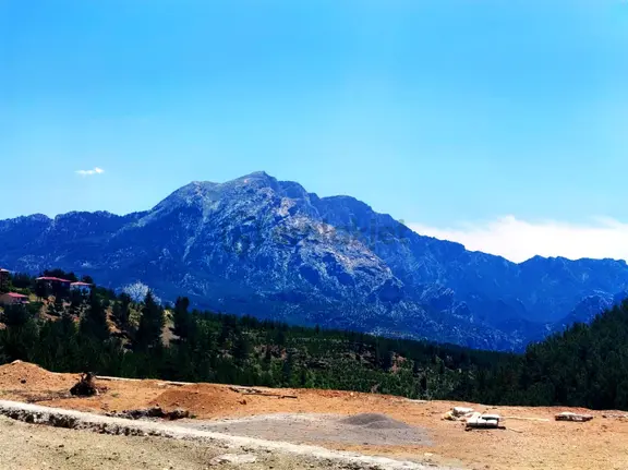 Kar Emlaktan Yenikonacık Efes Sitesi Yanı Çevre Duvarlı 400 M2 Satılık Arsa 1