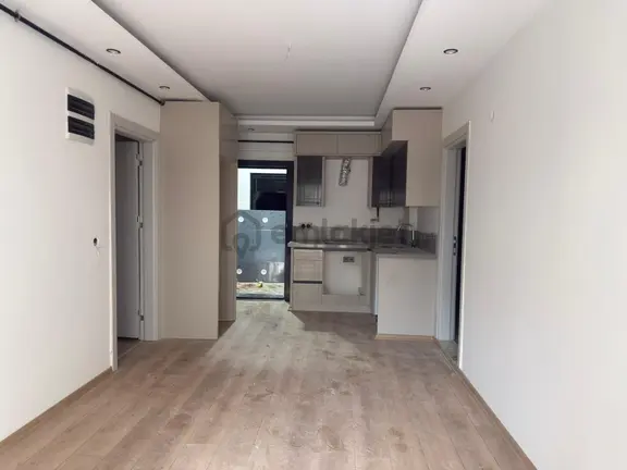 🏡yeni Mahalle Mahallesi 🏡 ✅1+1 60 M2 5 Katlının Zemin Katı ❇️sıfır Full Özelikli Bahçeli 1