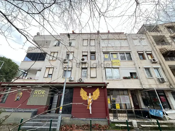 ''yetkisi'' Parstan Sarıkız Mah.denize 50m Eşyalı Kiralık Dükkan 1
