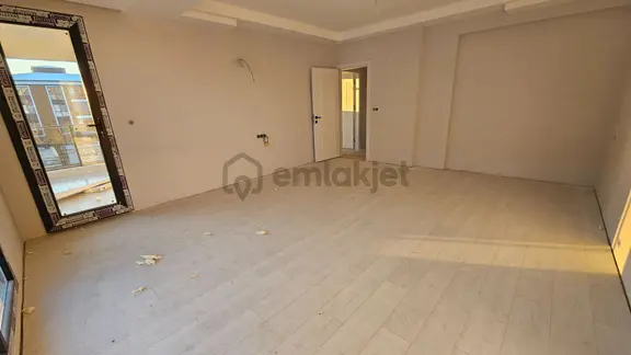 Göçmen Gayrimenkul'den Yeşil Mah.2+1 Sıfır Lüks Satılık Arakat 2