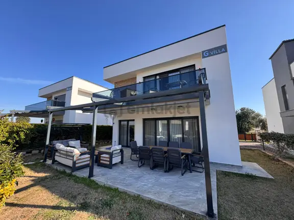 Didim Altınkum’da Denize 600 Metre Full Eşyalı Mimariye Bayılcağınız 4+1 Villa 1