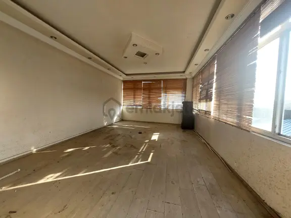 Bayrampaşa Bereçte Ana Cadedekiralık Dükkan Cemal Oltulu İş Merkezinde İkin Ci Kat 35 M2 2