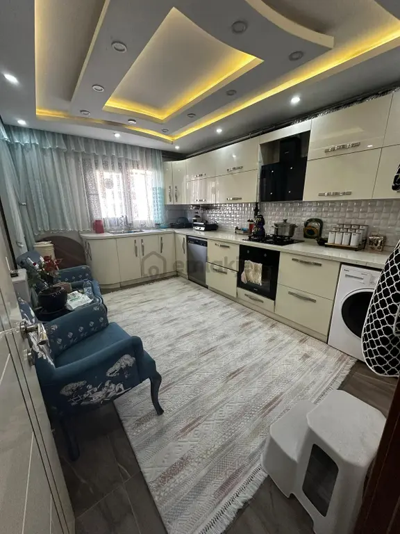 🏡 Teyfikiye Mahallesi 🏡 ✅3+1 130 M2 6 Katlının 2 Katı ❇️full Özelikli Kapalı Mutfak 1
