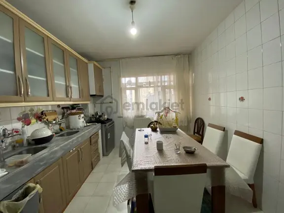 Bağcılar Çınar Mah. Cadde Üzeri Satılık 2+1 Daire 2