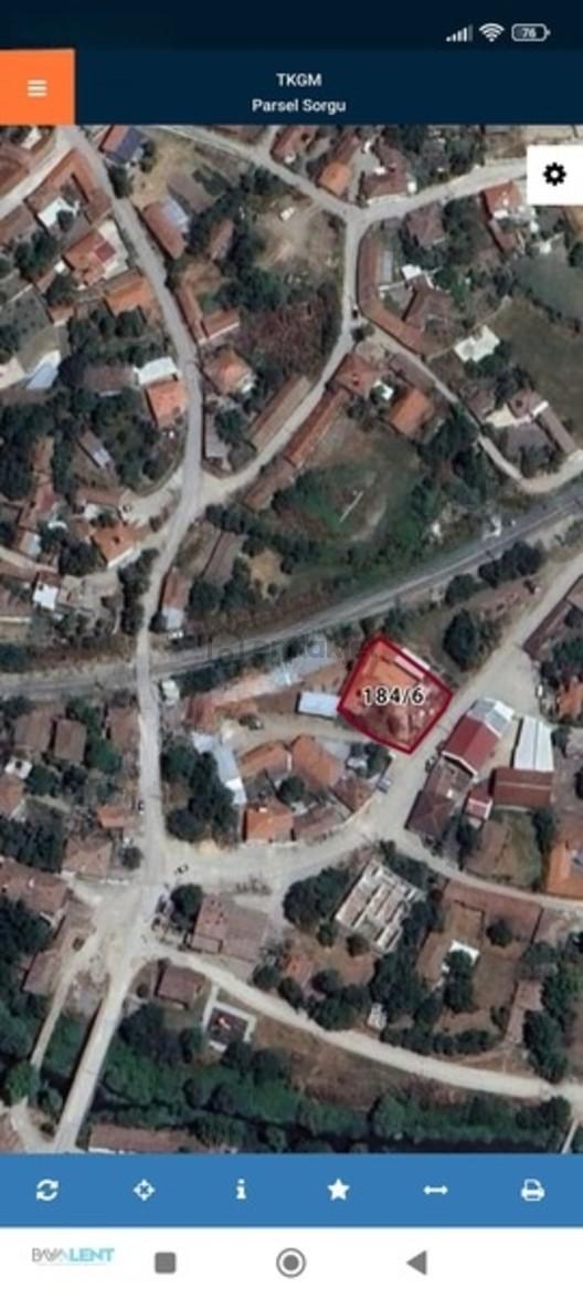 Susurluk Ömerköy De Satılık Arsa Ve İçinde Oturuma Hazır 2+1 2