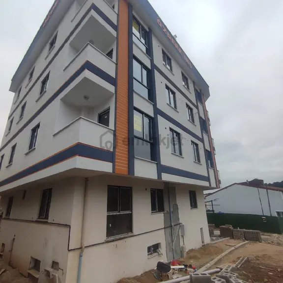Yeni Binada Asansörlü Ferah 2+1 Kaçırılmayacak Fırsat 1