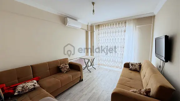 Zafer Mahallesinde Eşyalı Kiralık 1+1 Daire 1