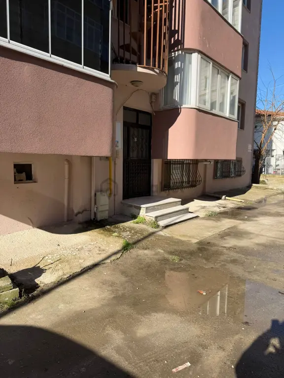 Cide Demirtaş Emlak Güvencesi İle Satılık 2+1 Daire 2