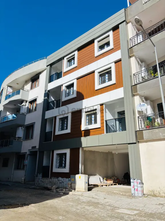 İzmir Seferihisar Hıdırlık’da Güzel Konumda 1+1 Ara Kat Daire 1