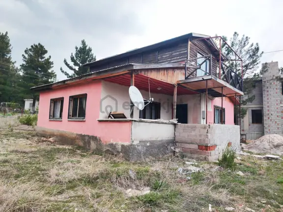 Kar Emlaktan Akçatekir Alparslan Da 400 M2 Arsası Mevcut 3+1 Satılık Müstakil Ev 1