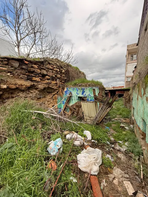Manisa Alaşehir Alper Gayrimenkulden Sakarya Mah.satılık Uygun Fiyat 146 M2 Arsa 2