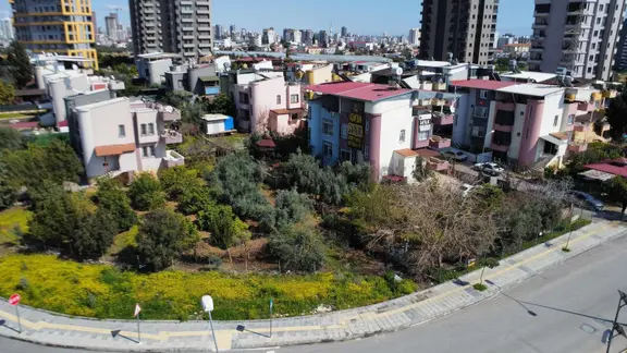 Uçan'dan Yenişehir 540m2 İçerisinde Villa+ 2+1 Ev 1