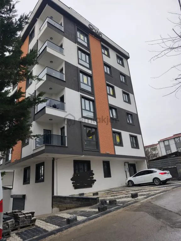 Acil Sultanbeyli Orhangazi Mah Satılık 125 M.3+1 Lüks Daire 1