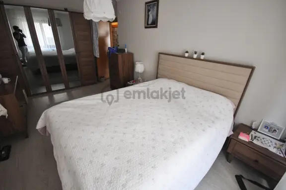 Kaçmaz'dan Altıntepe Galipbey'de Cadde Üzeri 2. Kat Ön Cephe 3+1 1