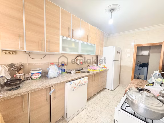 Prestij'den Mesudiye'de Geniş Oturumlu Temiz 4+1 Daire 2