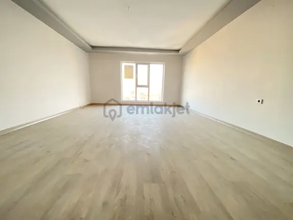 Gökçe Emlak'tan Sarayda Geniş Ultralüx 4+1 Sıfır Satılık Daire 2