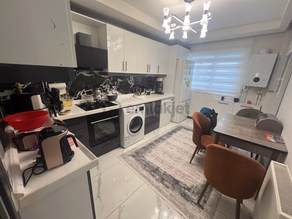 Mç Emlak'tan Yenikent 29 Ekim Mahallesin'de 3+1 Satılık Daire 1