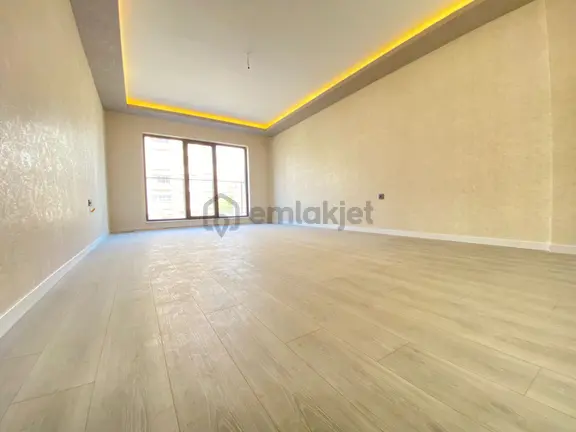 Gökçe Emlak'tan Sarayda Tam Merkezde Sıfır Ultralüx Daire 2