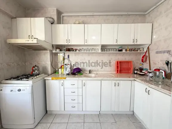 🏡 Referans'tan Altınkum Sahile Yakın Köşe Cephe Geniş M² Ferah Doğalgazlı 2+1 Daire 2