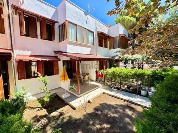 ▓zeytinli Gayrimenkul'den Doğanın İçinde & Manzaralı 4+1 Satılık Villa 1