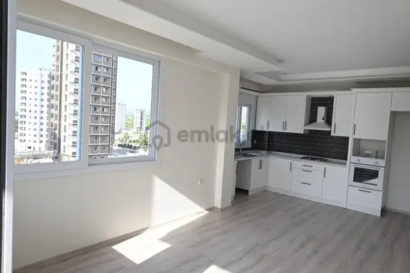 Üstünkent'ten Mezitli Akdeniz'de Sıfır 4+1 Satılık Modern Daire 1