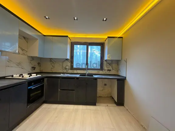 🏡 Referans'tan İkizçay'da Modern Tasarımlı Ebeveyn Banyolu Ön Cpehe 3+1 Dubleks 2