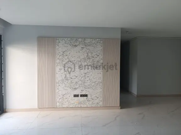 Kuşadası Merkezde Satılık 3+1 Sıfır Daire 1