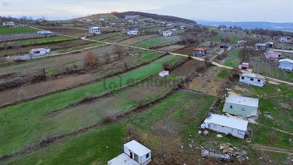 Özdemirden Satılık Tek Tapu Tarla 2